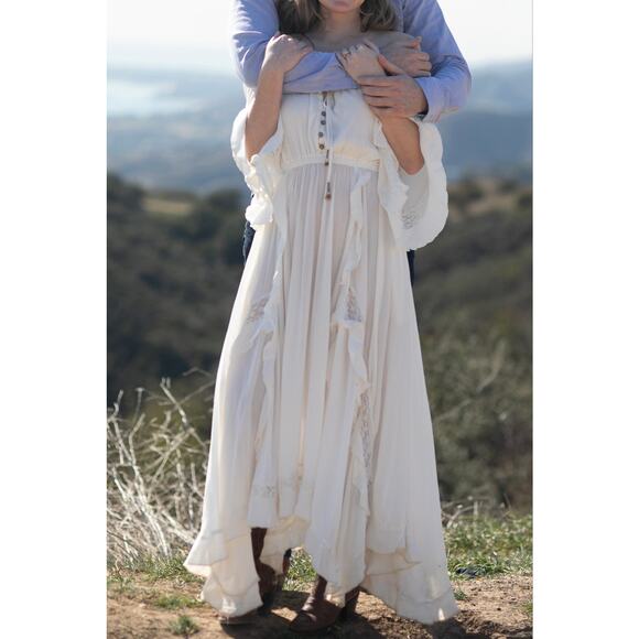 Free People Dresses & Skirts - Free People Ivory Boho Maxi Dress XS Bell Sleeve Prairie Festival Cottagecore